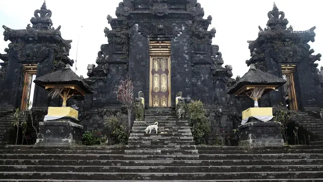 Masuk Kawasan Rawan Bencana 3, Komplek Pura Terbesar di Bali Sepi Aktivitas