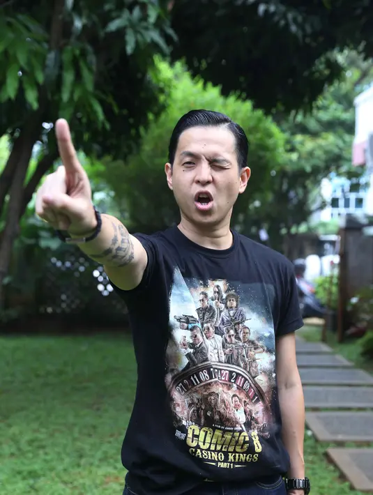 Komika yang juga sutradara ini Berharap film yang juga dibintanginya bisa tembus dua juta penonton. (Nurwahyunan/Bintang.com)