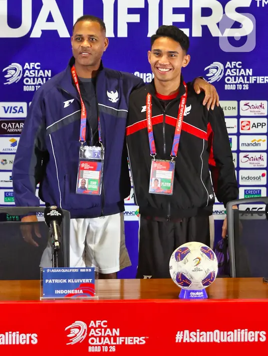 Untuk diketahui, pada laga ini, kedua timnas wajib menang untuk menjaga peluang lolos ke Piala Dunia 2026. (Liputan6.com/Angga Yuniar)