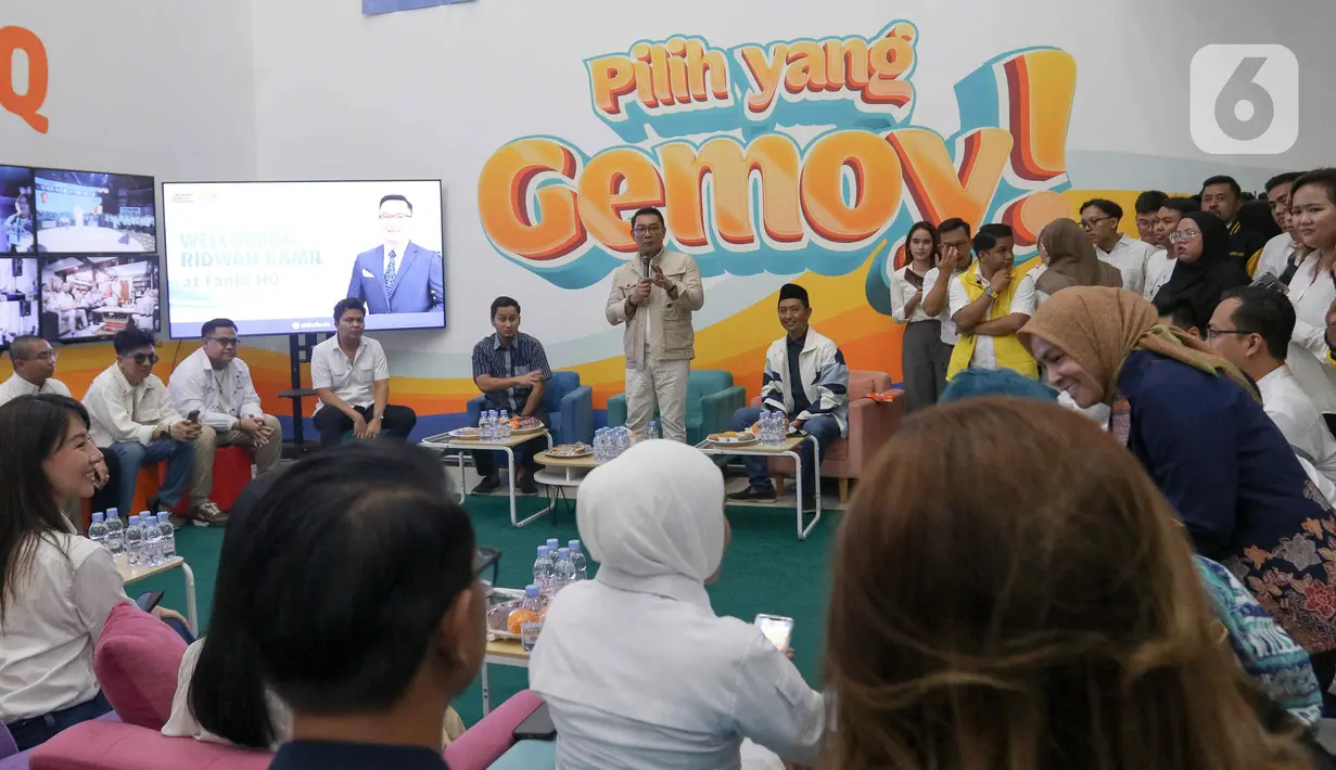 Kepada TKN Fanta, pria yang akrab disapa Kang Emil itu hadir memaparkan gagasan dan programnya untuk maju di Jakarta. (Liputan6.com/Herman Zakharia)