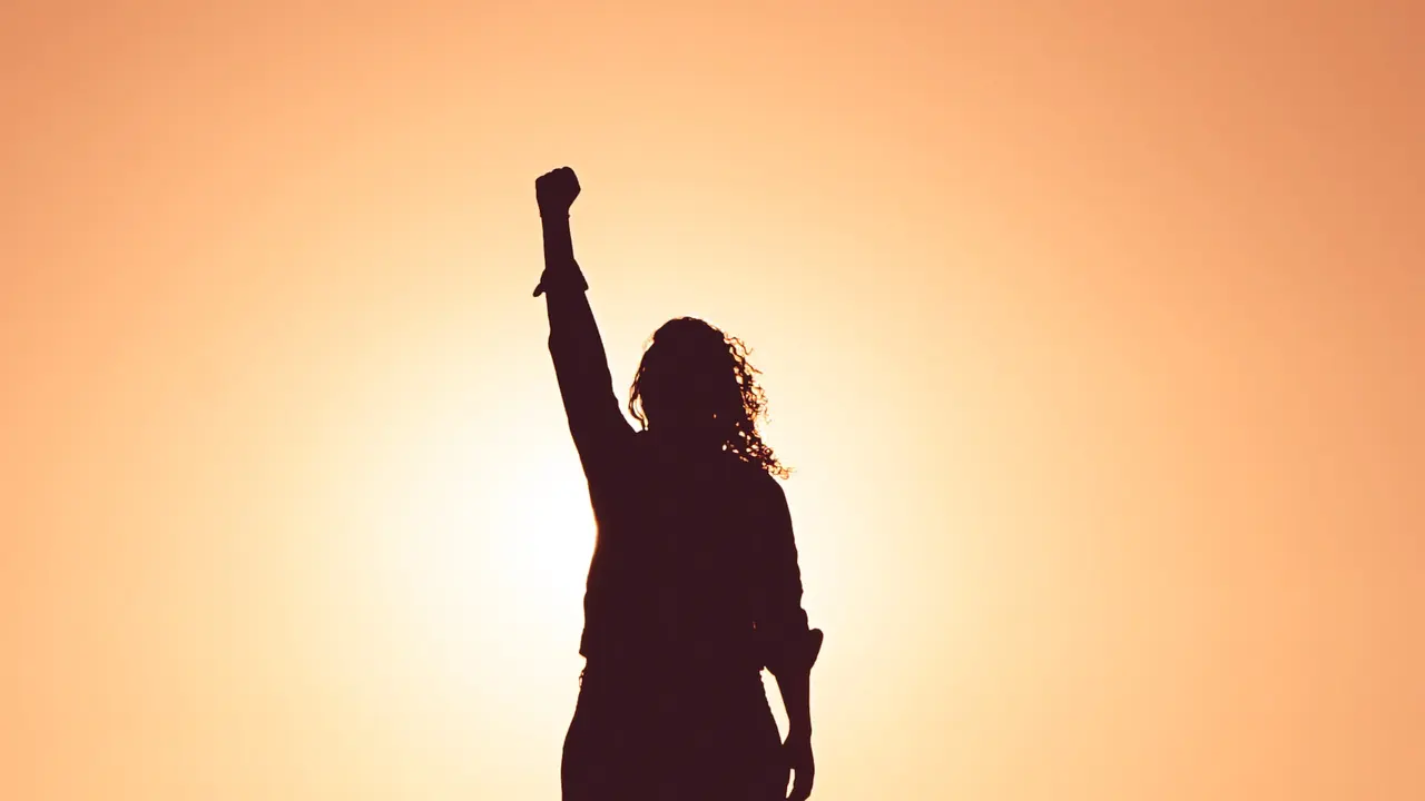 Ilustrasi Strong Woman