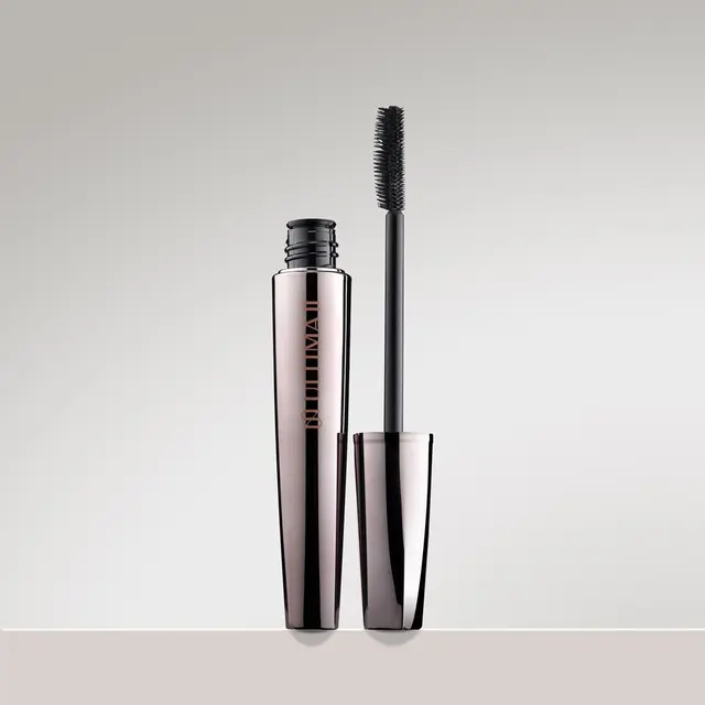 Tren Makeup Look 2024 yang Lagi Populer: Gleaming Bronze vs Gleaming Coral, Mana yang Sesuai Karaktermu?