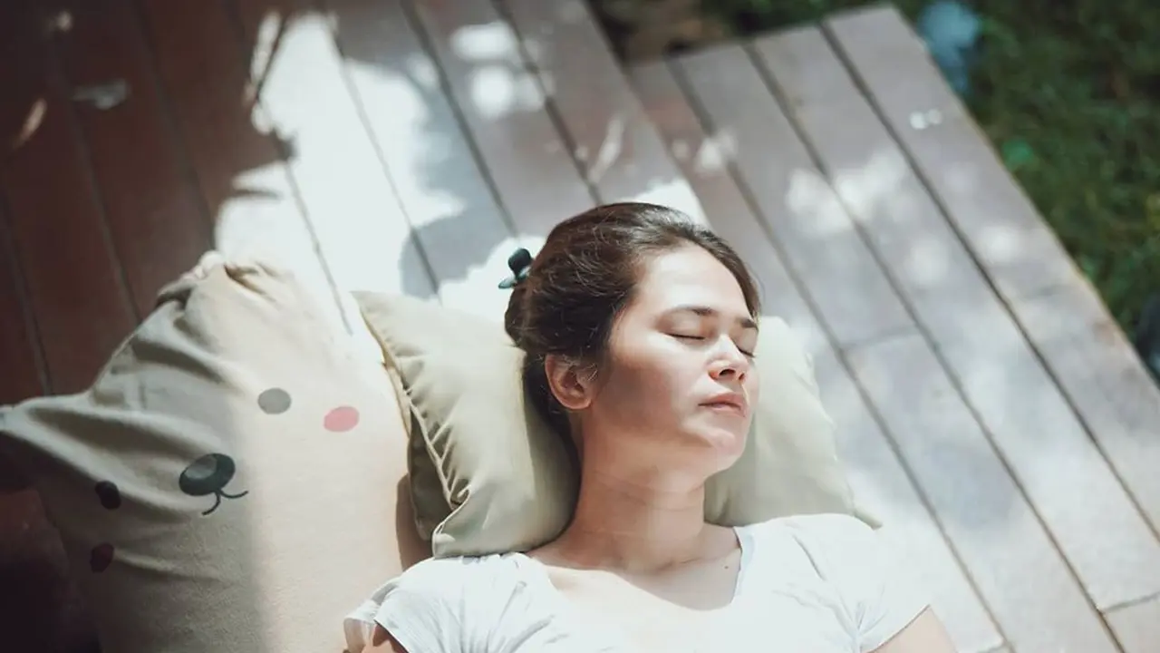 Hamil 4 Bulan, Ini 5 Potret Baby Bump Sabai Morscheck yang Kian Memesona