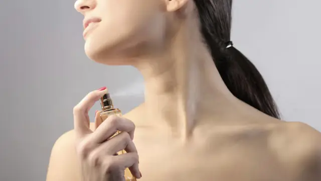 Notes Parfum yang Cocok Untuk Kamu Gunakan di Siang Hari (photo by freepik.com)