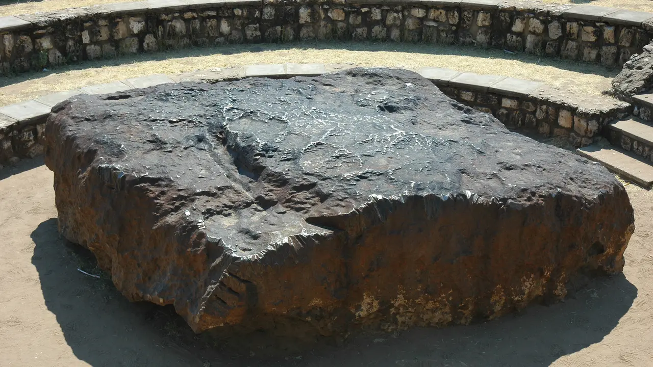 Dihantam Batu Meteor, Supir Bus di India Ini Tewas Seketika