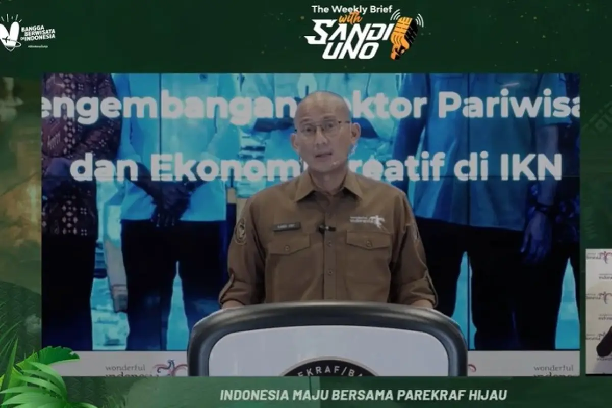 Menparekraf Sandiaga Uno dalam The Weekly Brief with Sandi Uno, Rabu, 10 Januari 2024