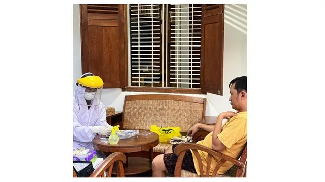 Terkonfirmasi COVID-19, Ini 6 Potret Hanung Bramantyo saat Jalani Isolasi Mandiri