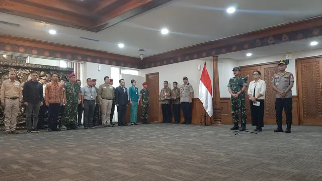 23 anggota tim evakuasi Diamond Princess, di Gedung VIP Terminal 1, Bandara Internasional Soekarno Hatta, Jumat (28/2/2020)