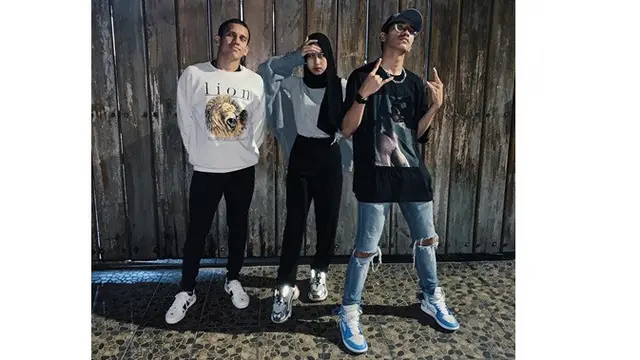 6 Potret Kompak Abidzar dan Adiba, Anak Mendiang Uje yang Curi Perhatian