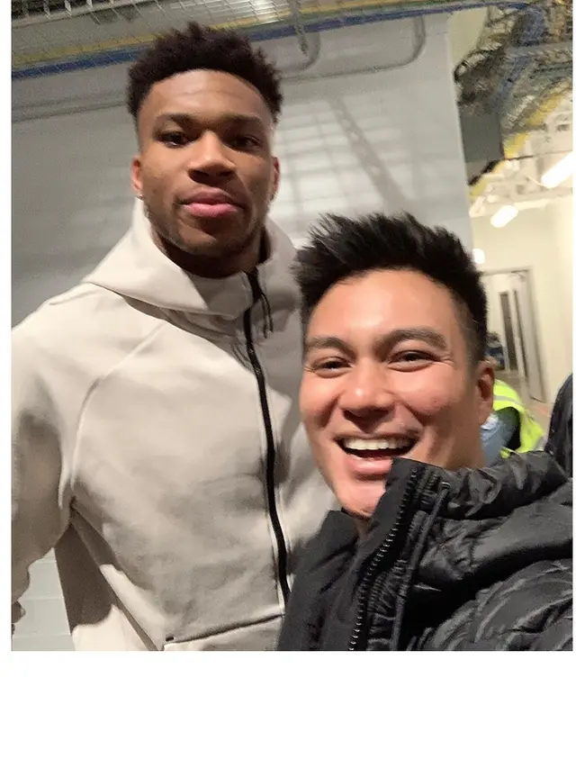 Tak Terlupakan, Ini 7 Potret Seru Baim Wong saat Nonton NBA All Star 2020