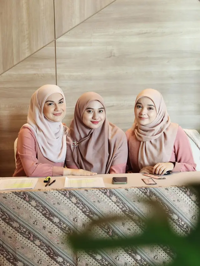 Irish Bella tampak semakin bahagia (Instagram/_irishbella_)