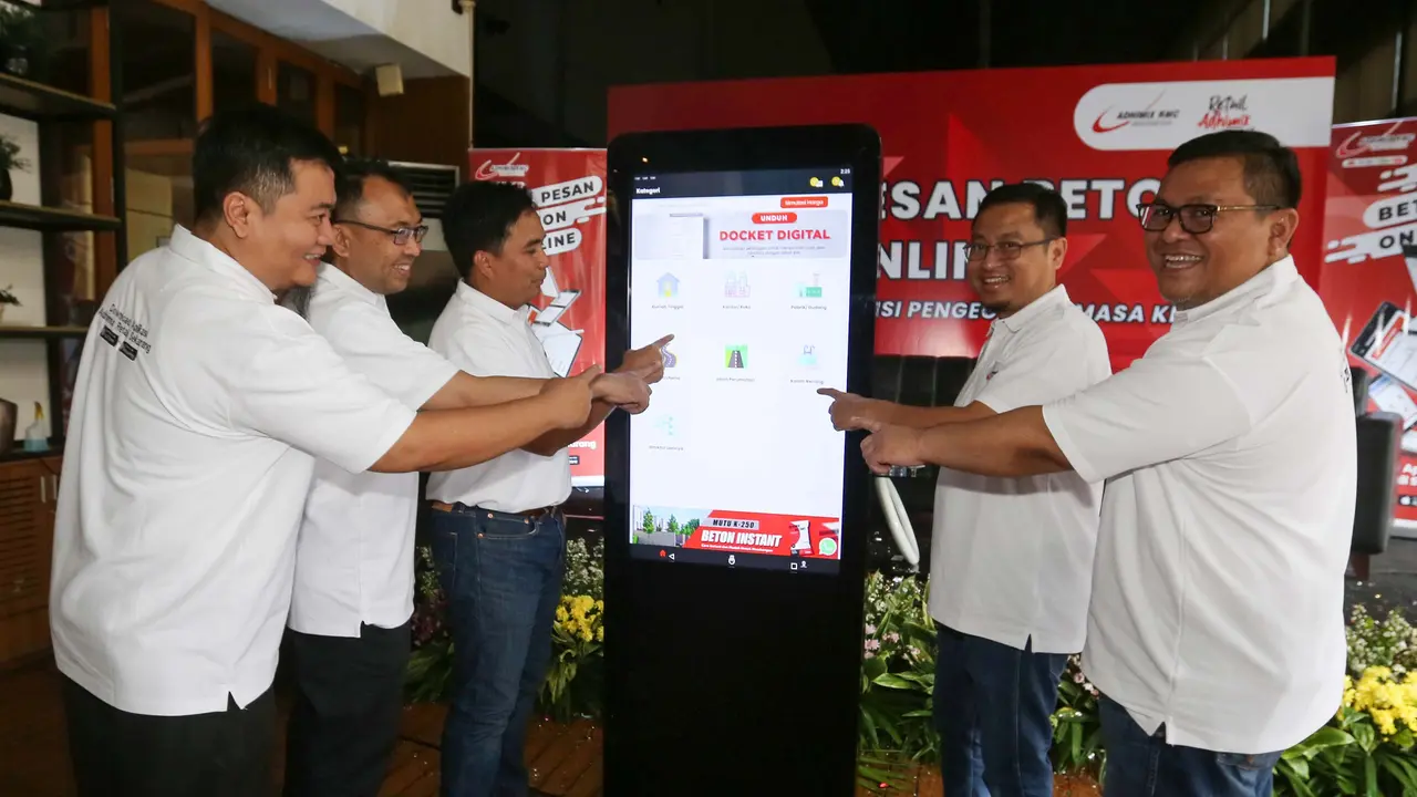 Aplikasi Adhimix Retail Hadirkan Solusi Pengecoran Beton Siap Pakai