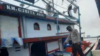 Jasad Pria Ditemukan dalam Toren Kapal di Pelabuhan Muara Angke. (Dok. Liputan6.com/Ady Anugrahadi)