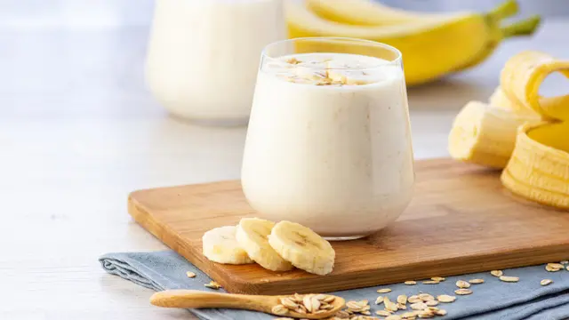 susu pisang smoothie oatmeal