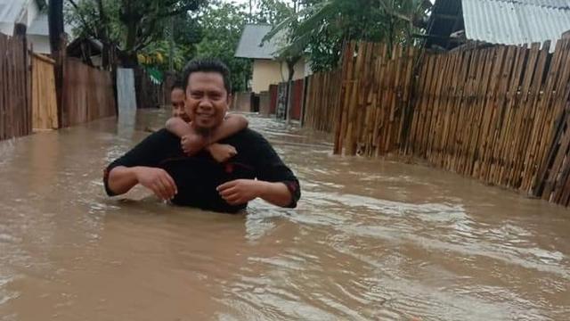 Banjir merendam sejumlah wilayah di Kabupaten Bima dan Dompu, NTB. (Foto: Istimewa)