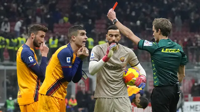 FOTO: AC Milan Lumat AS Roma di San Siro