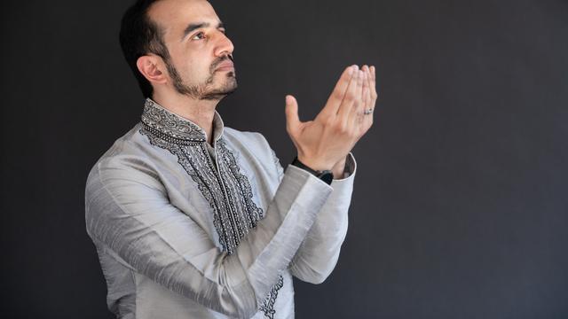 Bacaan Doa Untuk Kedua Orang Tua Yang Perlu Diketahui Umat Muslim Ragam Bola Com