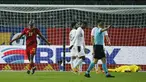Penyerang Belgia, Michy Batshuayi, kiri, berselebrasi setelah mencetak gol ke gawang Swiss dalam pertandingan persahabatan di King Power Stadion At Den Dreef, Kamis (12/11/2020) dini hari WIB. Timnas Belgia Belgia mengalahkan Swiss dengan skor 2-1. (AP Photo/Francisco Seco)