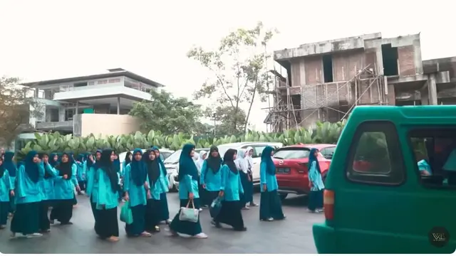 10 Momen Verrell Bramasta Gelar Syukuran Rumah Baru, Undang 100 Anak Yatim