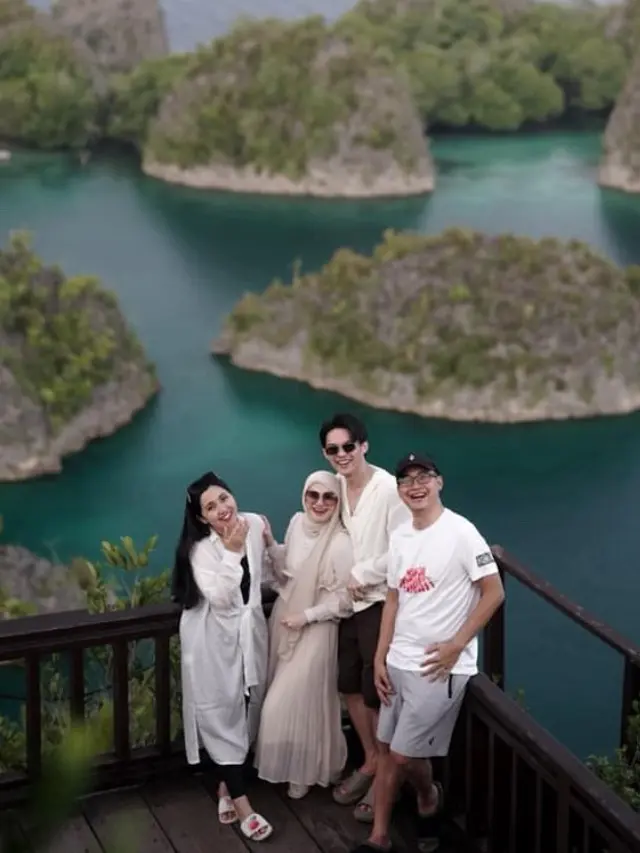 Keindahan Raja Ampat yang Diperlihatkan Dinda Hauw. [@dindahw]