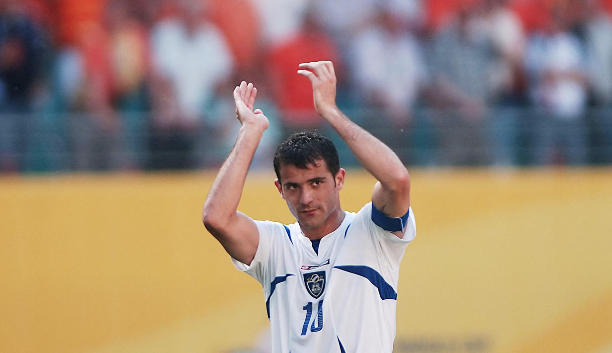 Berselang 8 tahun, Piala Dunia 2006 menjadi ajang kedua bagi Stankovic. Kali ini, Stankovic membela Serbia & Montenegro, negara pecahan dari Yugoslavia. (AFP/Martin Bureau)