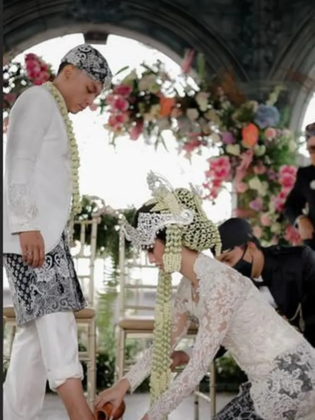 7 Momen Akad Nikah Atries Angel Mantan Kekasih Chef Juna, Usung Adat Sunda