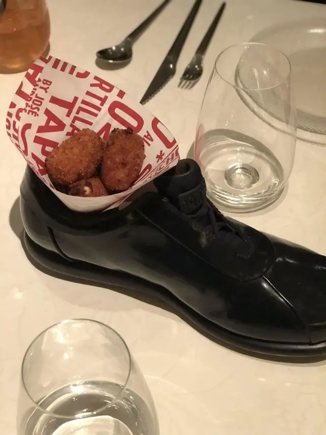 Potret Wadah Makanan Ini Nyeleneh Abis, Bikin Emosi