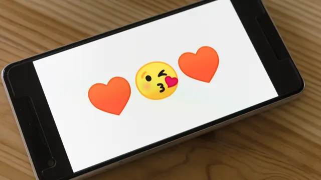 ilustrasi emoji/ Markus Winkler/unsplash