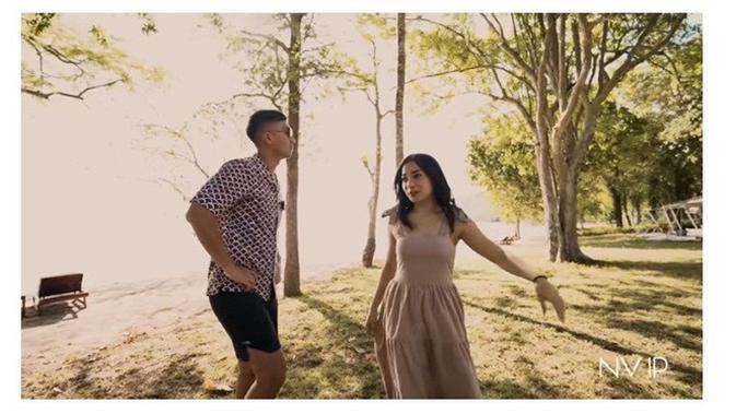 Nikita Willy dan Indra Priawan (Sumber: YouTube/Nikita Willy Official)