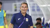 Bersama Timnas Indonesia U-23, Gerald Vanenburg Bidik Kemenangan Pertama Atas Pelatih Korea Selatan