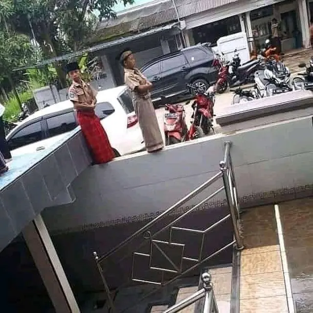 6 Kelakuan Bocah Seenaknya Sendiri Ini Bikin Geleng Kepala