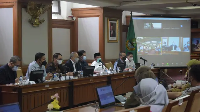 Jelang Ramadan dan Idul Fitri, Sekda Jabar Ingatkan OPD Terkait Jaga Ketersediaan 12 Bahan Pokok