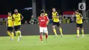 Enam gol kemenangan Oxford United dicetak oleh Mark Harris, Michel Helik, Tom Bradshaw, Przemyslaw Pacheta dan Bryan De Keersmaecker. (Liputan6.com/Helmi Fithriansyah)