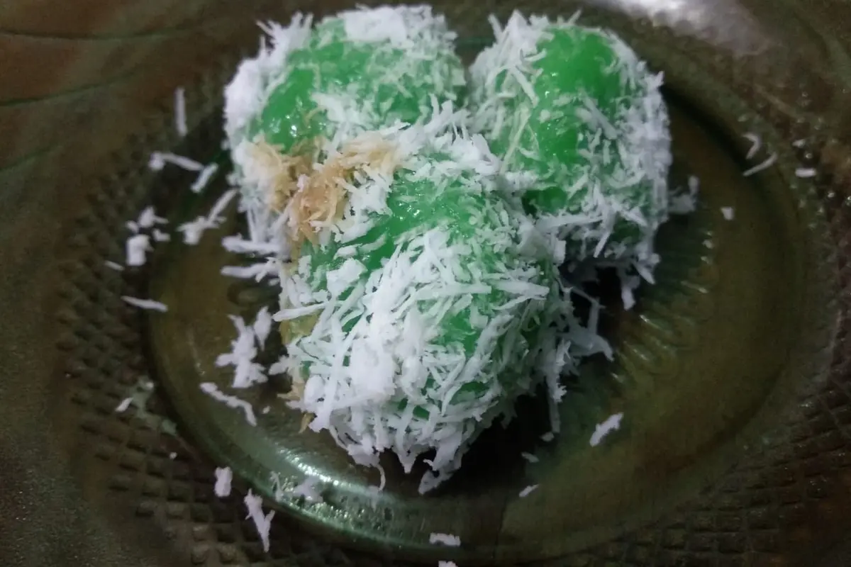 Ilustrasi klepon jajanan tradisional di Yogyakarta