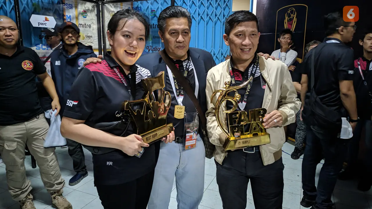 Persija dan The Jakmania kebagian jatah trofi di Piala Presiden 2019.