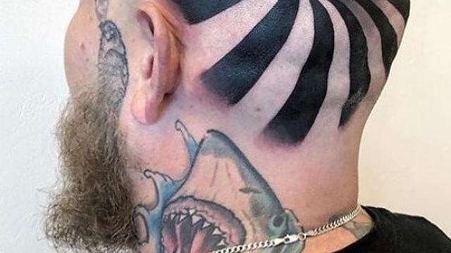 Mengecoh Mata  Tato  Ilusi Optik Ini Bikin Kepala Terlihat 