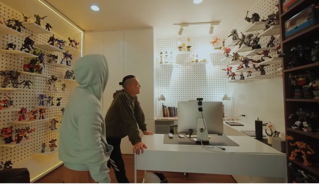 Rumah Ernest Prakasa (Youtube/Raditya Dika)