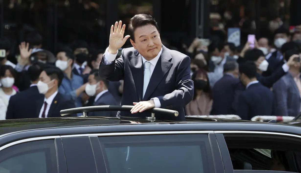 FOTO Yoon Sukyeol Resmi Dilantik Jadi Presiden Korea Selatan Foto