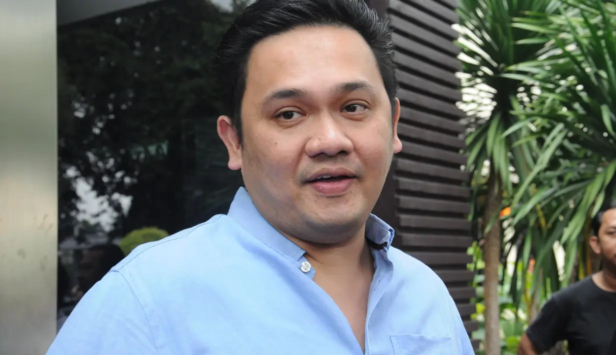 Tweet Farhat soal Ahok yang diunggah dalam akun twitter @farhatabbaslaw menuai masalah. Isi tweetnya menghina Ahok sebagai Cina (Istimewa)