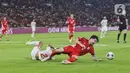 Sayang hingga babak pertama usai, tidak ada agi tambahan gol bagi Timnas Indonesia. (Liputan6.com/Angga Yuniar)
