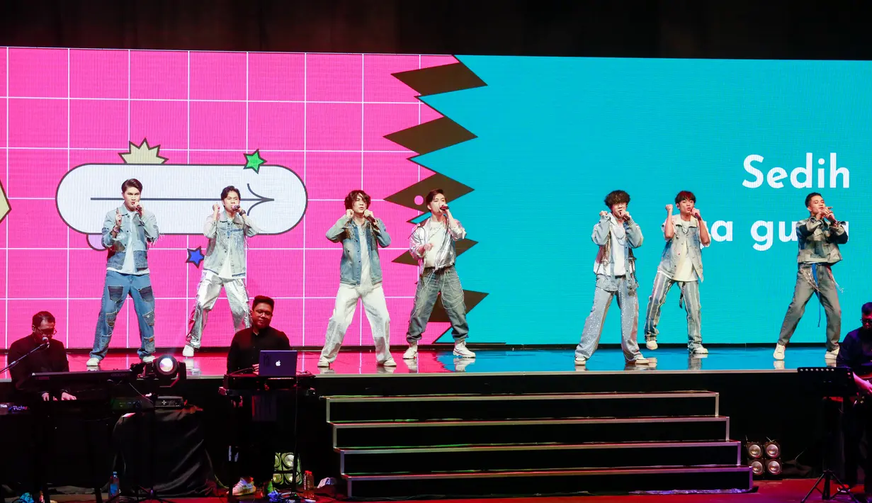 Konser UN1VERSARY: The Show UN1TY [Foto/Bambang E. Ros]