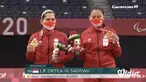Ganda putri badminton Leani Ratri Oktila dan Khalimatus Sadiyah juarai para badminton klasifikasi SL3-SU5. Mereka rebut emas Paralimpiade Tokyo 2020 setelah tumbangkan Cheng Hefang/Ma Huihui, 21-18, 21-12.