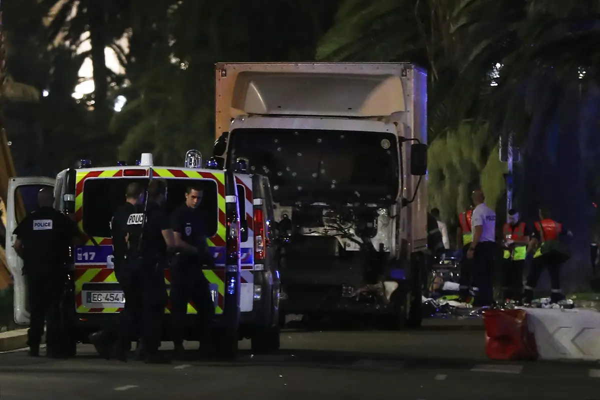 73 Orang Tewas Dilindas Truk di Prancis