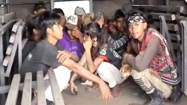 Puluhan Anak Punk Terjaring Razia