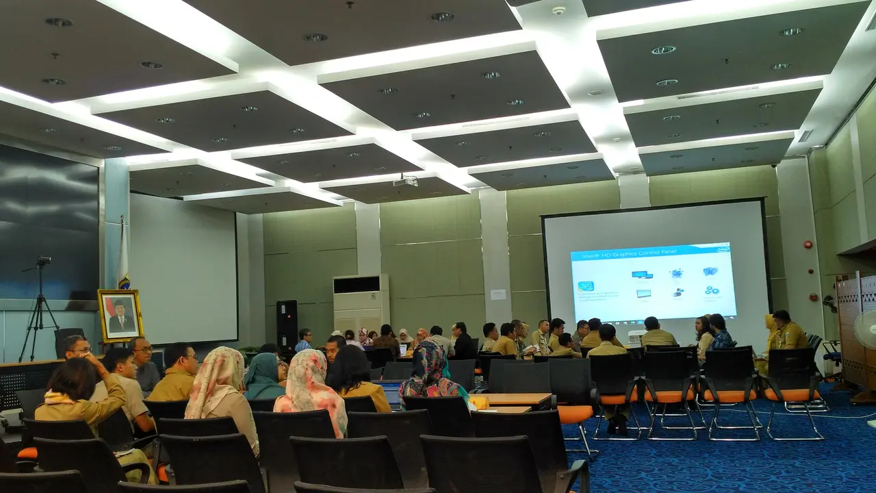Tim Anies-Sandi dan Pemprov DKI