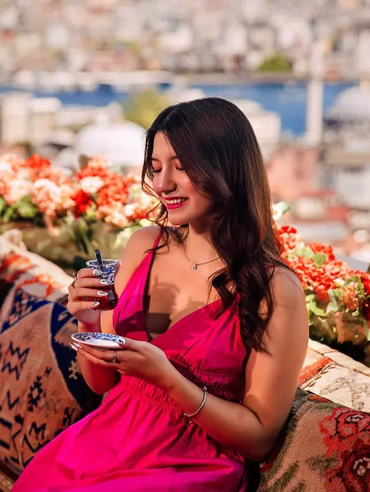 (Instagram/cassandraslee)