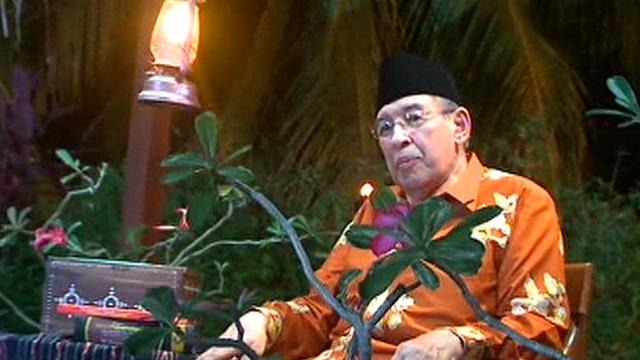 Berkat dari segi bahasa berarti kebajikan yang banyak ia juga berarti kemantapan tentu saja kemantapan dalam beribadah.