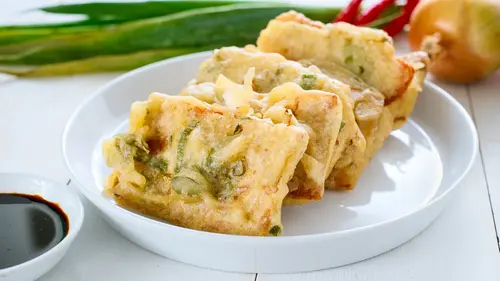 5 Resep Tempe Goreng Mendoan yang Enak untuk Teman Ngeteh - Food Fimela.com