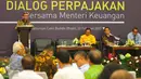 Dirjen Pajak Ken Dwijugiasteadi memberikan paparan saat menggelar dialog perpajakan bersama pemuka-pemuka agama di Jakarta, Rabu (22/2). Dialog digelar menjelang berakhirnya periode terakhir tax amnesty pada 31 Maret 2017. (Liputan6.com/Angga Yuniar)