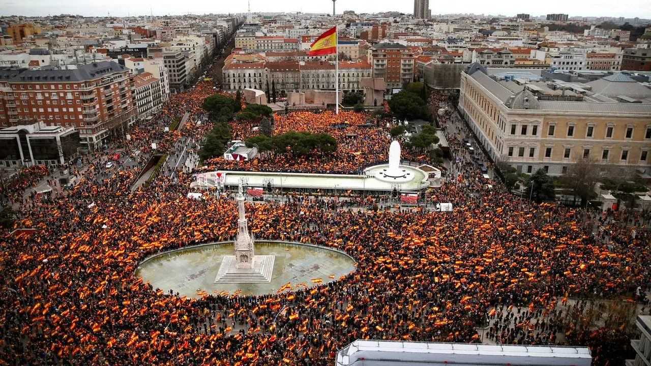 Ribuan demonstran Catalonia. (AP)